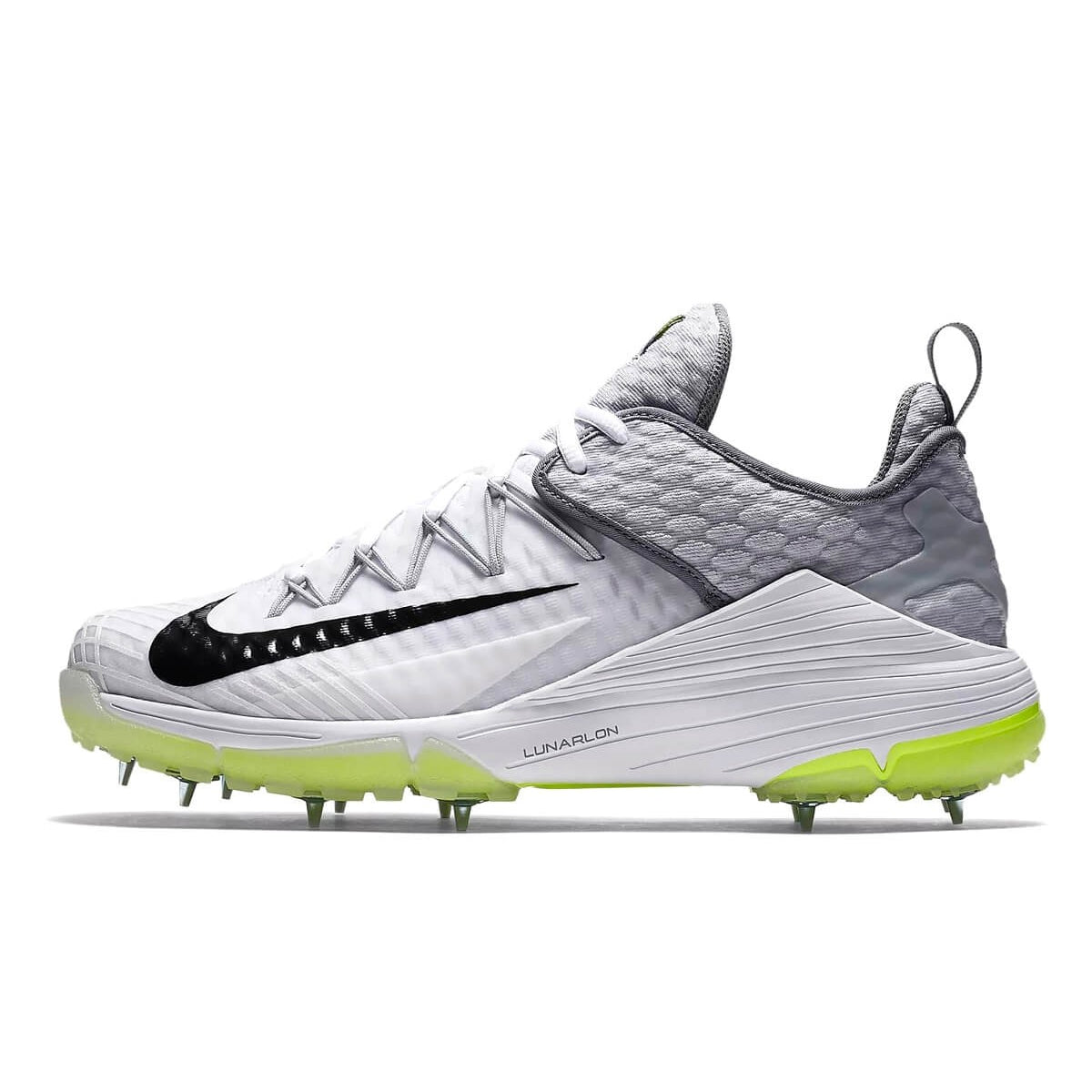 Shops cricket nike spikes shoes